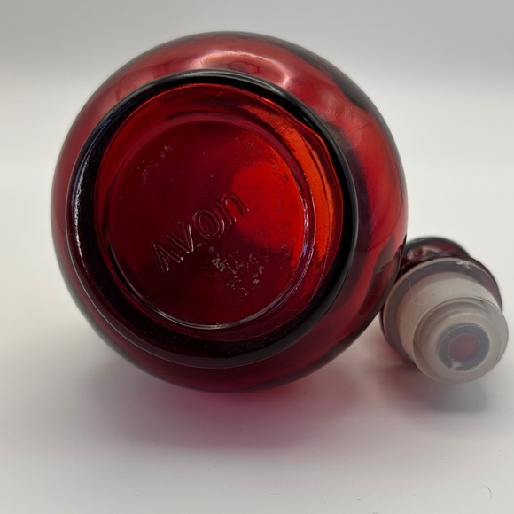 AVON Elegant Red Glass Decanter - Picture 3 of 4